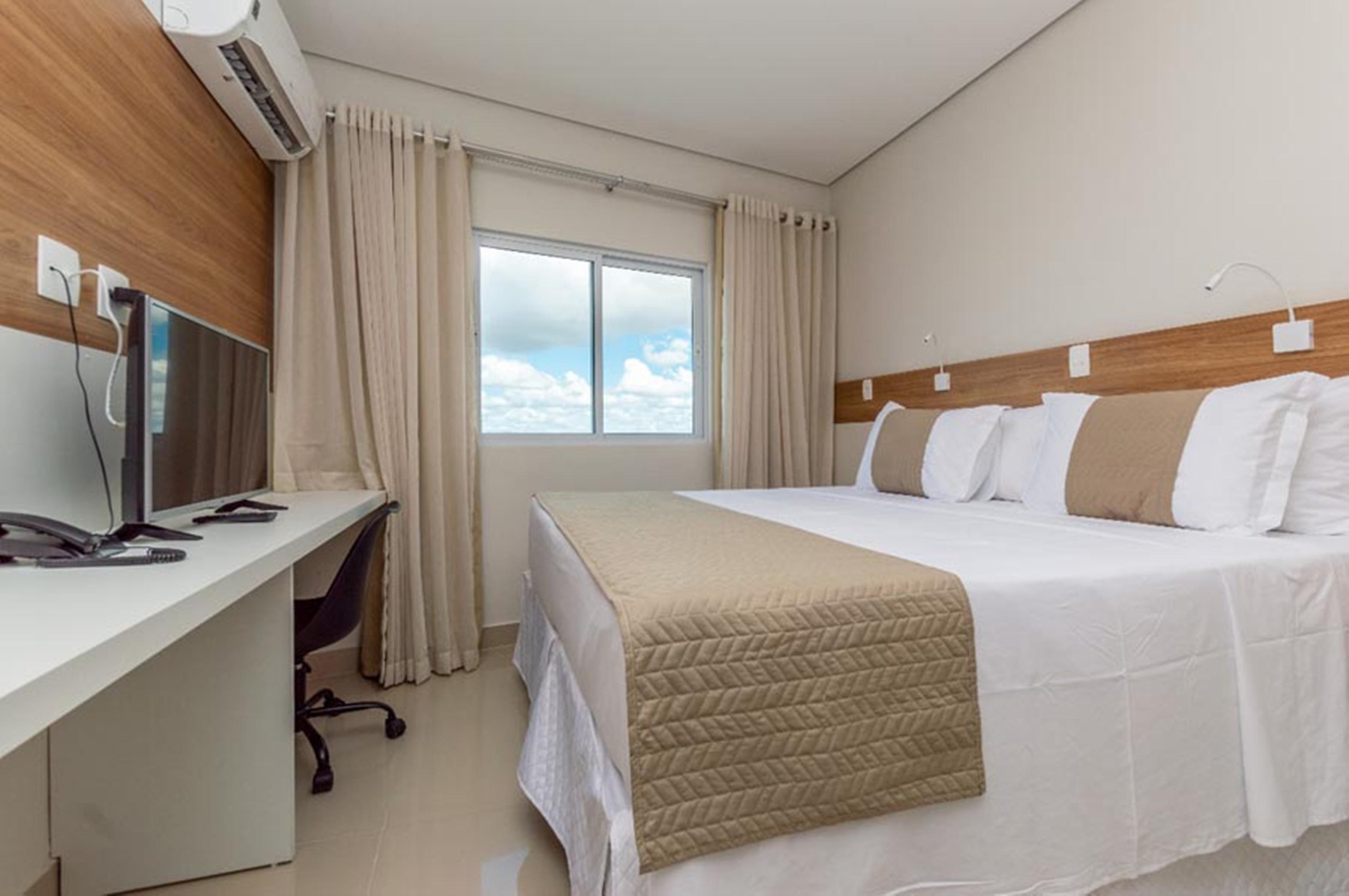 Hotel Bristol Aline Delmiro Gouveia Esterno foto